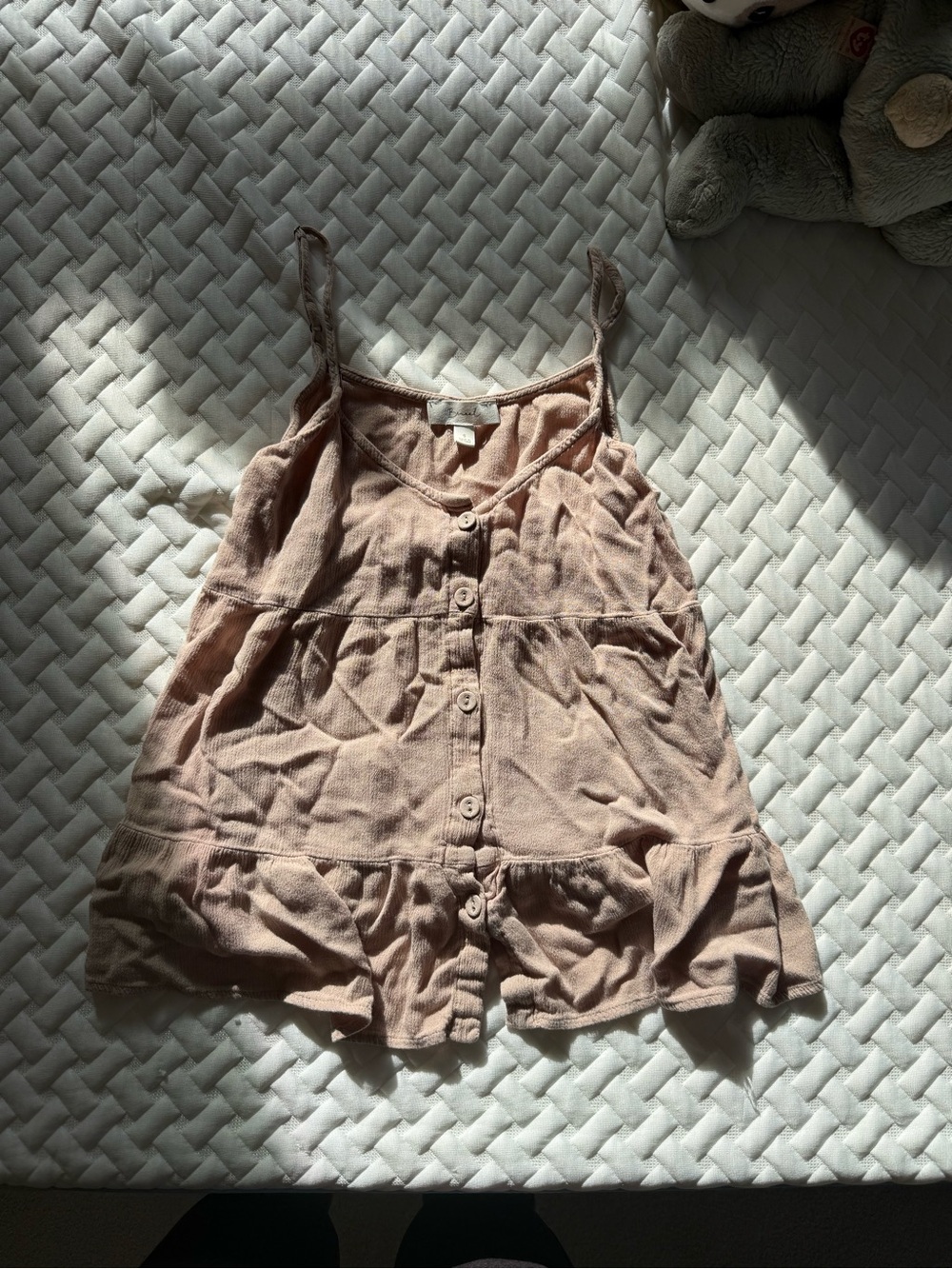 Button-Front Sleeveless Tank Top in Dusty Rose